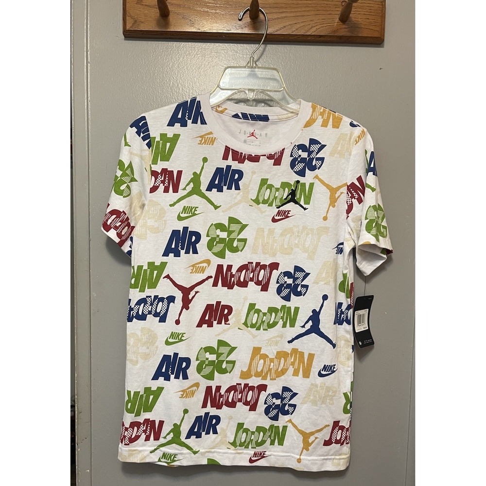 Nike Jordan "Messy Room " T-Shirt Boys Size Large NWT  12-14 Multicolor On White